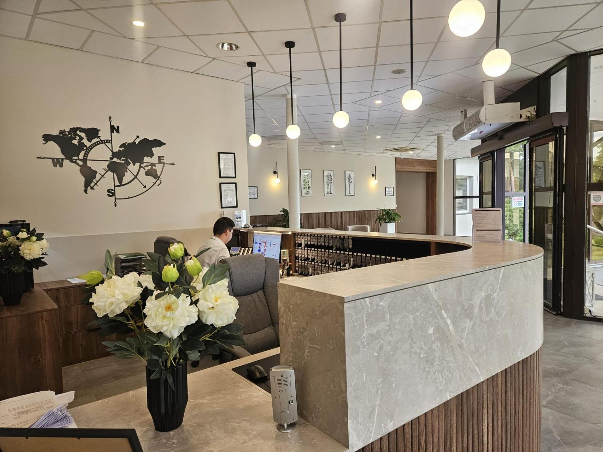 Hotel Ossowski Swarzędz Eksteriør bilde